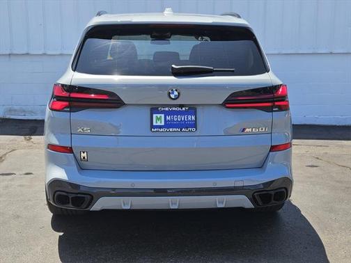 2024 BMW X5 M60i
