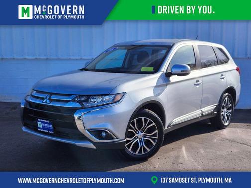 Cool Silver Metallic 2016 Mitsubishi Outlander