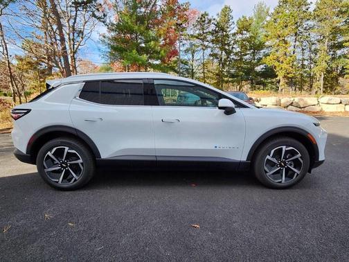 Summit White 2026 Chevrolet Equinox EV LT