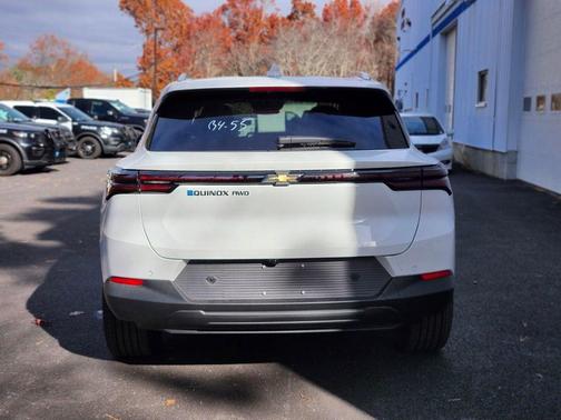 Summit White 2026 Chevrolet Equinox EV LT