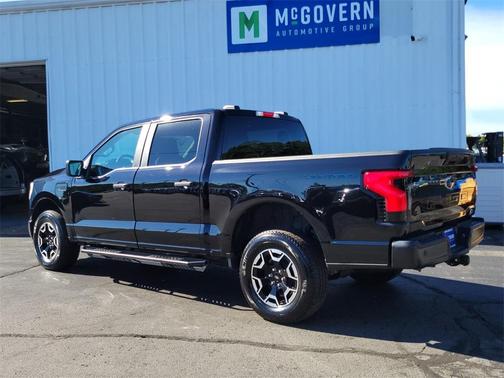 2023 Ford F-150 Lightning Pro