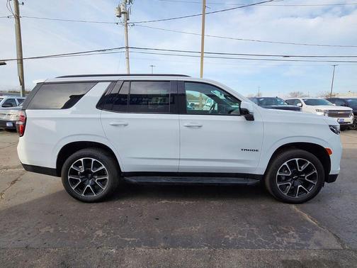 Summit White 2021 Chevrolet Tahoe 4WD RST