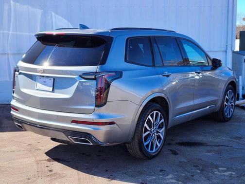 Argent Silver Metallic 2024 Cadillac XT6 Sport AWD