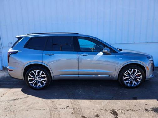 Argent Silver Metallic 2024 Cadillac XT6 Sport AWD