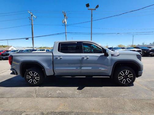 Thunderstorm Gray 2024 GMC Sierra 1500 AT4