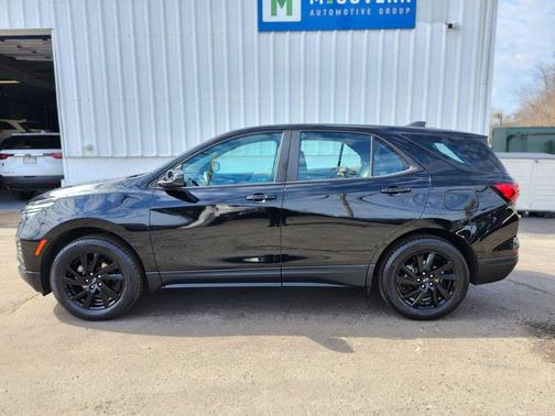 Mosaic Black Metallic 2023 Chevrolet Equinox LS