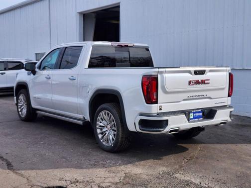 White Frost Tricoat 2022 GMC Sierra 1500 Denali