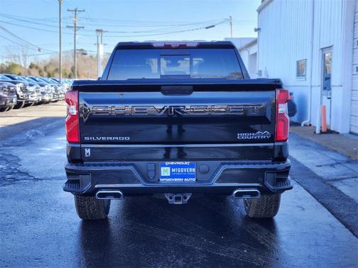 2022 Chevrolet Silverado 1500 High Country