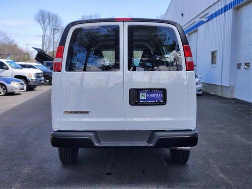 2026 Chevrolet Express 2500 2500 Regular Wheelbase, WT, RWD