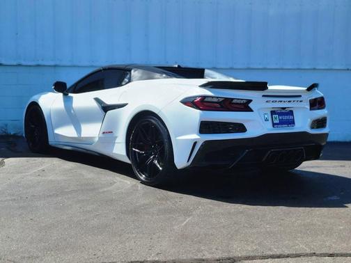 Arctic White 2024 Chevrolet Corvette Z06