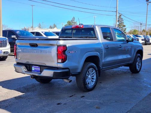 Sterling Gray Metallic 2023 Chevrolet Colorado LT