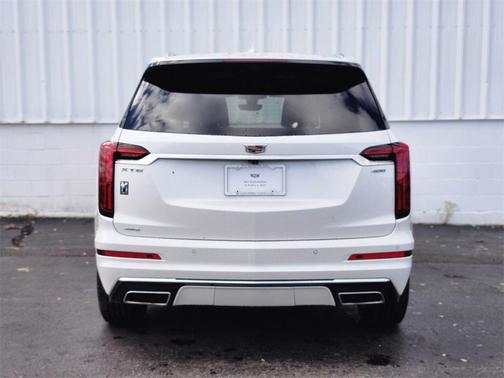 2022 Cadillac XT6 Premium Luxury AWD