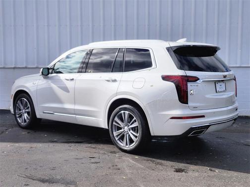 2022 Cadillac XT6 Premium Luxury AWD