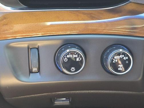 2017 Cadillac Escalade Premium Luxury