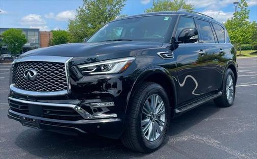 2023 INFINITI QX80 Luxe