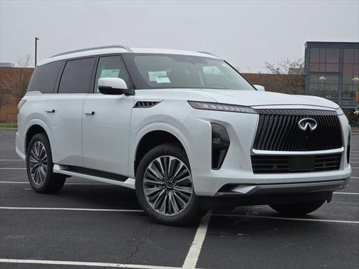 2025 INFINITI QX80 Luxe