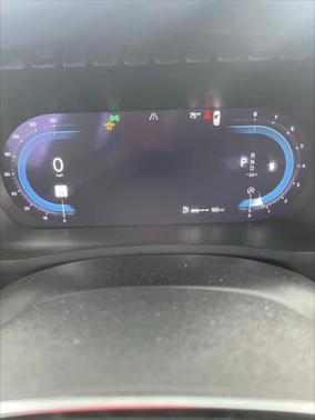 2023 Volvo XC90 B5 Plus