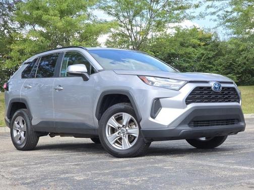 2023 Toyota RAV4 Hybrid XLE
