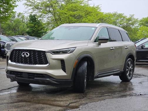 2022 INFINITI QX60 Luxe