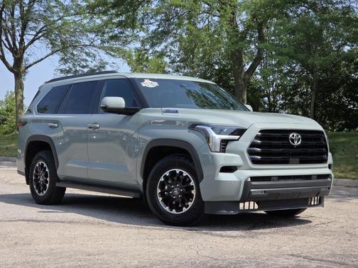 2025 Toyota Sequoia SR5