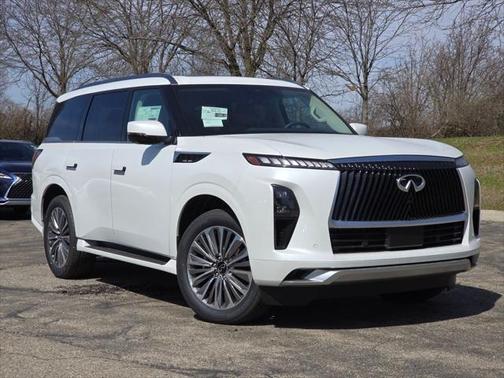 2025 INFINITI QX80 Luxe
