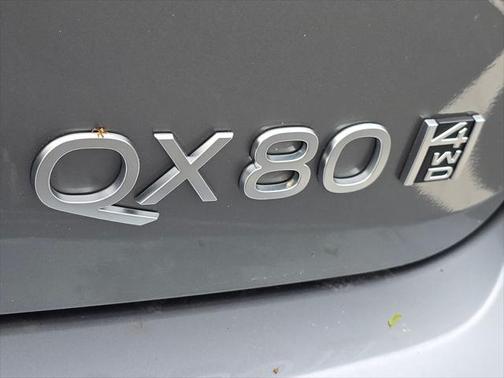 2025 INFINITI QX80 SENSORY AWD