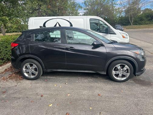 2017 Honda HR-V LX