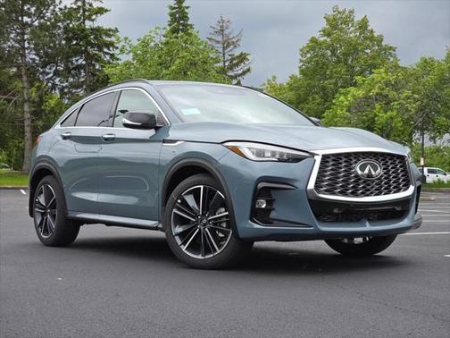 2025 INFINITI QX55 ESSENTIAL