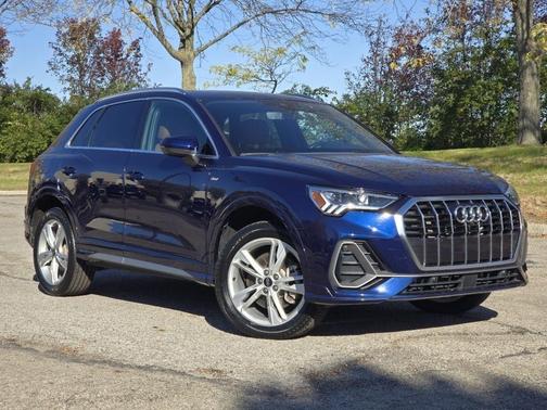 2024 Audi Q3 45 S line Premium Plus