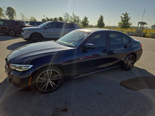 2022 BMW 330 xDrive