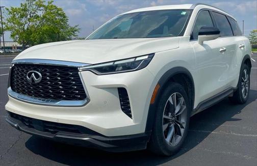 2022 INFINITI QX60 Luxe