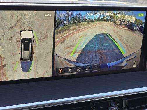 2025 INFINITI QX80 SENSORY AWD