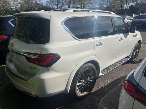 2022 INFINITI QX80 SENSORY AWD