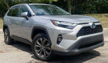 2022 Toyota RAV4 Hybrid XLE Premium
