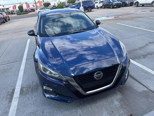 2021 Nissan Altima SR FWD
