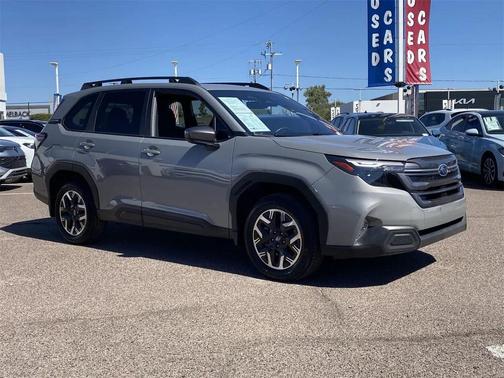 2025 Subaru Forester Premium