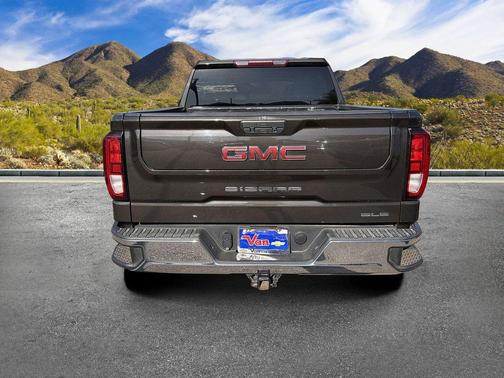 Brownstone Metallic 2022 GMC Sierra 1500 SLE