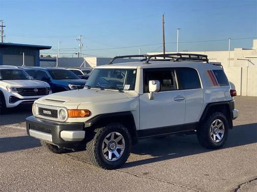 2014 Toyota FJ Cruiser Base
