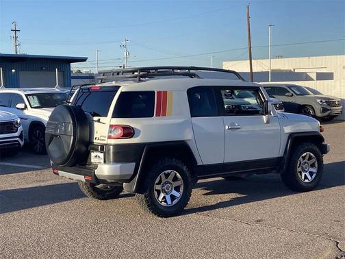 2014 Toyota FJ Cruiser Base