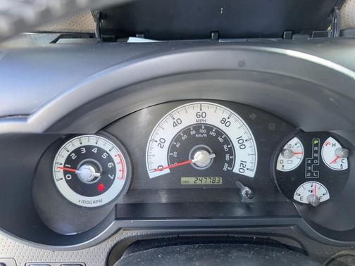 2014 Toyota FJ Cruiser Base