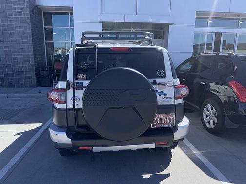 2014 Toyota FJ Cruiser Base