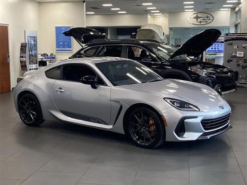 2025 Subaru BRZ tS