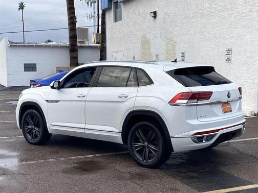 2021 Volkswagen Atlas Cross Sport 3.6L V6 SE w/Technology R-Line