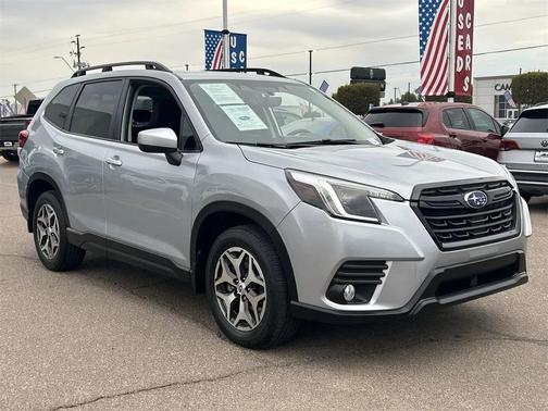 2023 Subaru Forester Premium