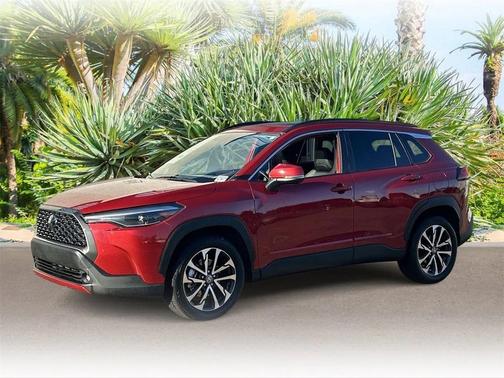 2022 Toyota Corolla Cross XLE