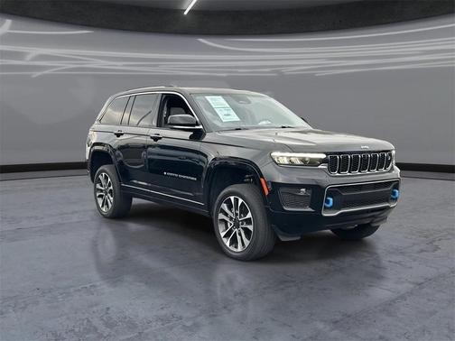 2022 Jeep Grand Cherokee 4xe Overland