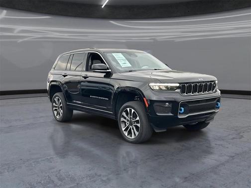 2022 Jeep Grand Cherokee 4xe Overland