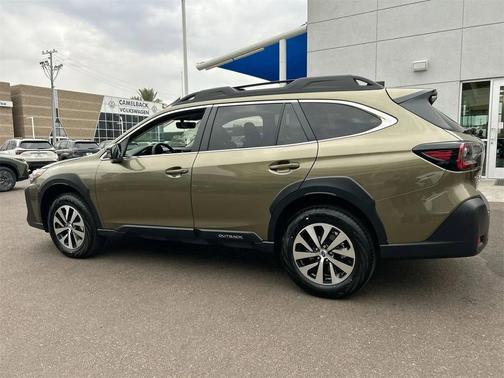 2025 Subaru Outback Premium