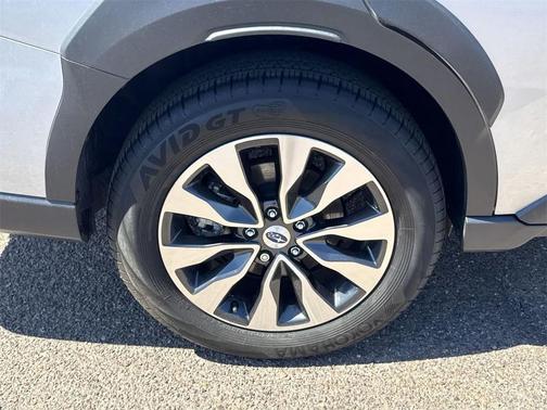 2025 Subaru Outback Limited XT