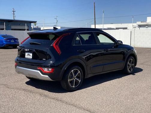 2024 Kia Niro EX